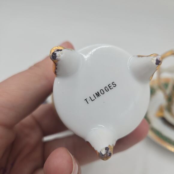 Vintage T. Limoges 2 Porcelain Cups & Saucers Ristretto Cups Courting Couple - Picture 4 of 9